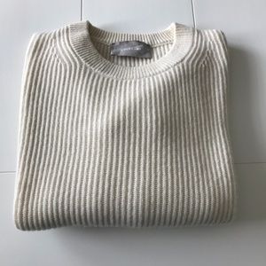 Everlane: The Cashmere Rib Round Crew